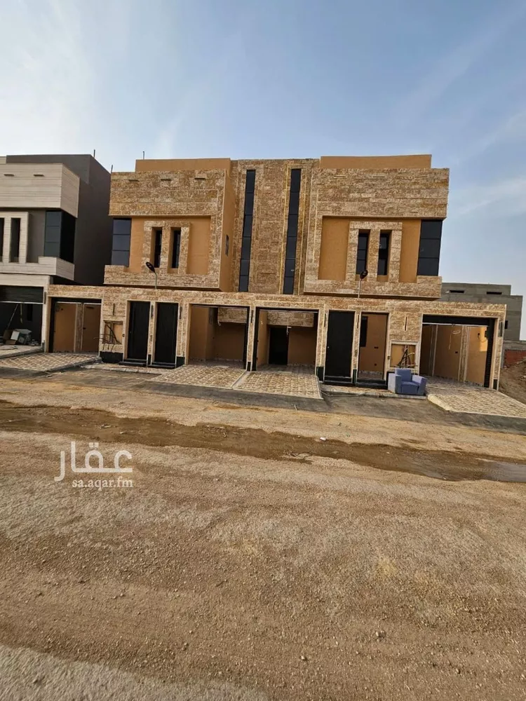 دور للبيع في شارع إسماعيل الصقلي, حي طويق, مدينة الرياض, منطقة الرياض
