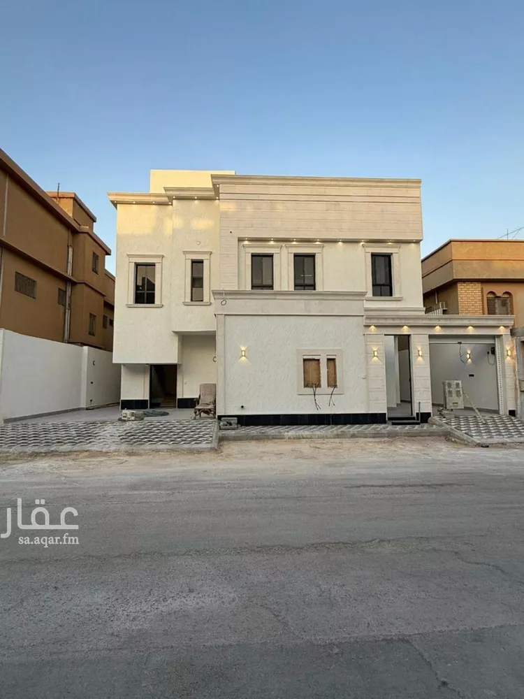 دور للبيع في شارع مانع العجمي, حي الشفاء, مدينة الرياض, منطقة الرياض