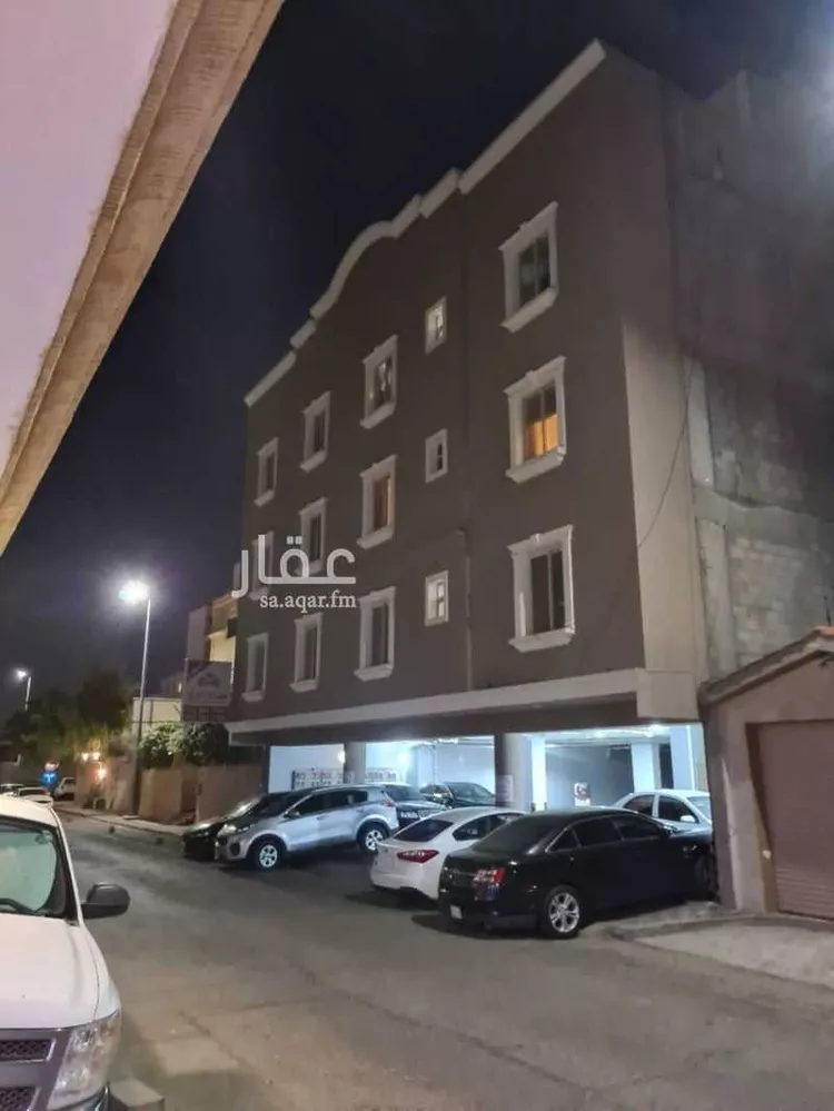 شقة للبيع في شارع الثامن والعشرون, حي مدينة العمال, مدينة الخبر, المنطقة الشرقية