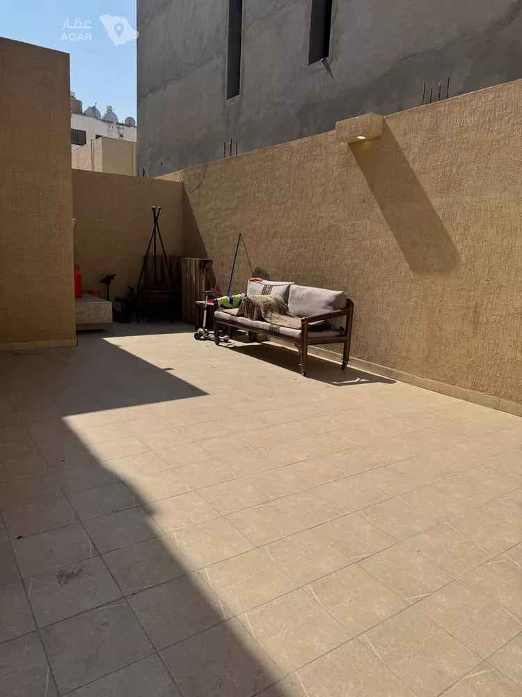 فيلا للبيع في شارع ثابت ابن ربيعة, حي الشعلة, مدينة الدمام, المنطقة الشرقية صورة 3