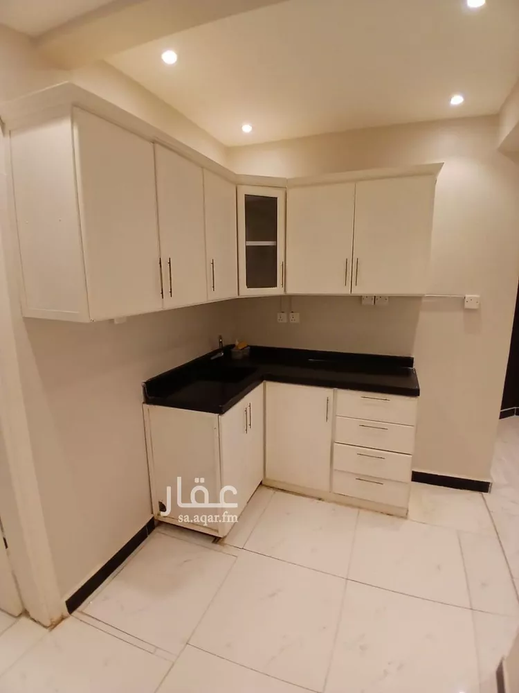 شقة للإيجار في شارع اللاذقية, حي المروج, مدينة الرياض, منطقة الرياض صورة 3