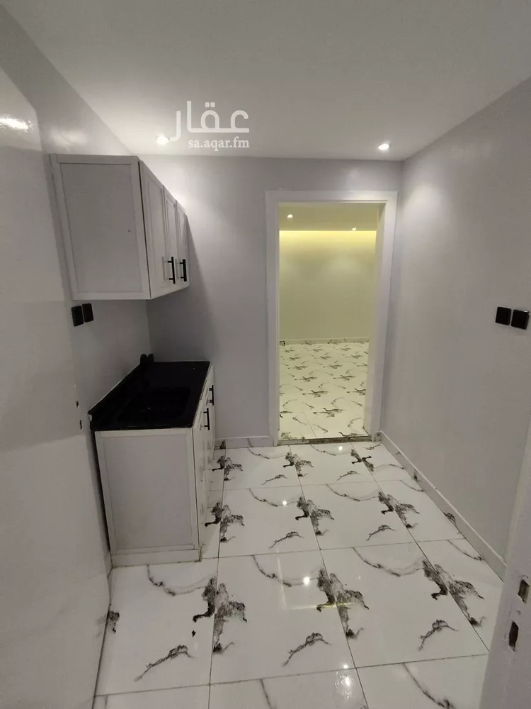 شقة للإيجار في شارع قلعة صلاح الدين, حي العقيق, مدينة الرياض, منطقة الرياض صورة 4