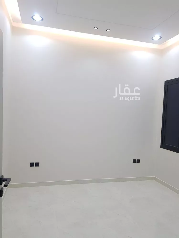 Floor for Sale in Riyadh Dhahrat Namar 12