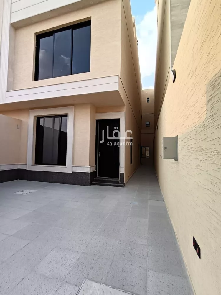 فيلا للبيع في شارع اسحاق الرهاوي, حي العوالي, مدينة الرياض, منطقة الرياض صورة 3