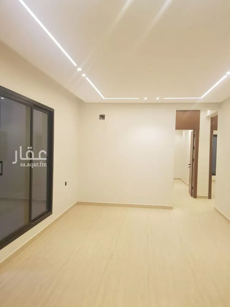 Floor for Sale in Riyadh Dhahrat Namar 16