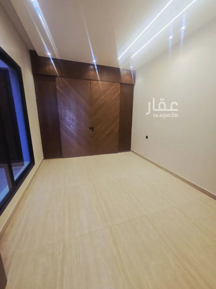 Floor for Sale in Riyadh Dhahrat Namar 14