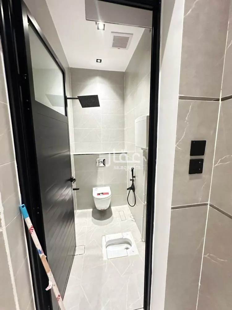 Floor for Sale in Al Muzahimiyah Tuwaiq 10