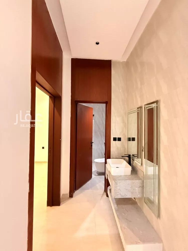 Villa for Sale in Riyadh Tuwaiq 11