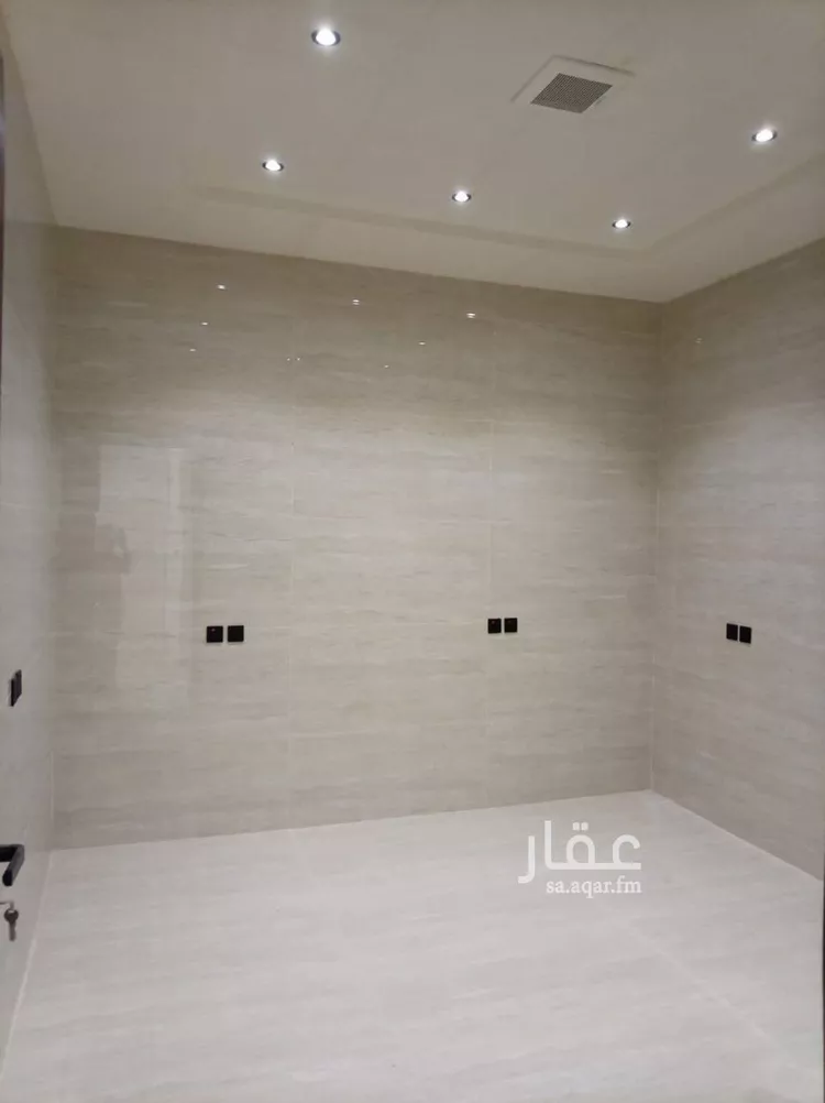 Floor for Sale in Riyadh Tuwaiq 12