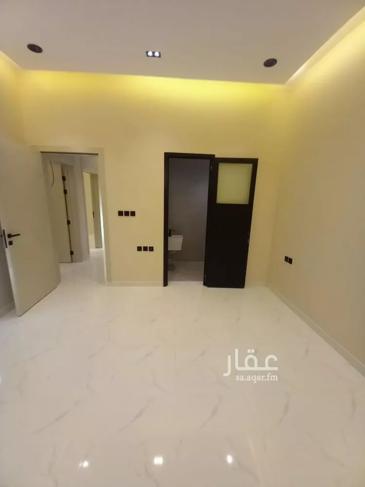 دور للبيع في شارع العباس ابن عبدالمطلب, حي نوارة, مدينة المزاحمية, منطقة الرياض 8