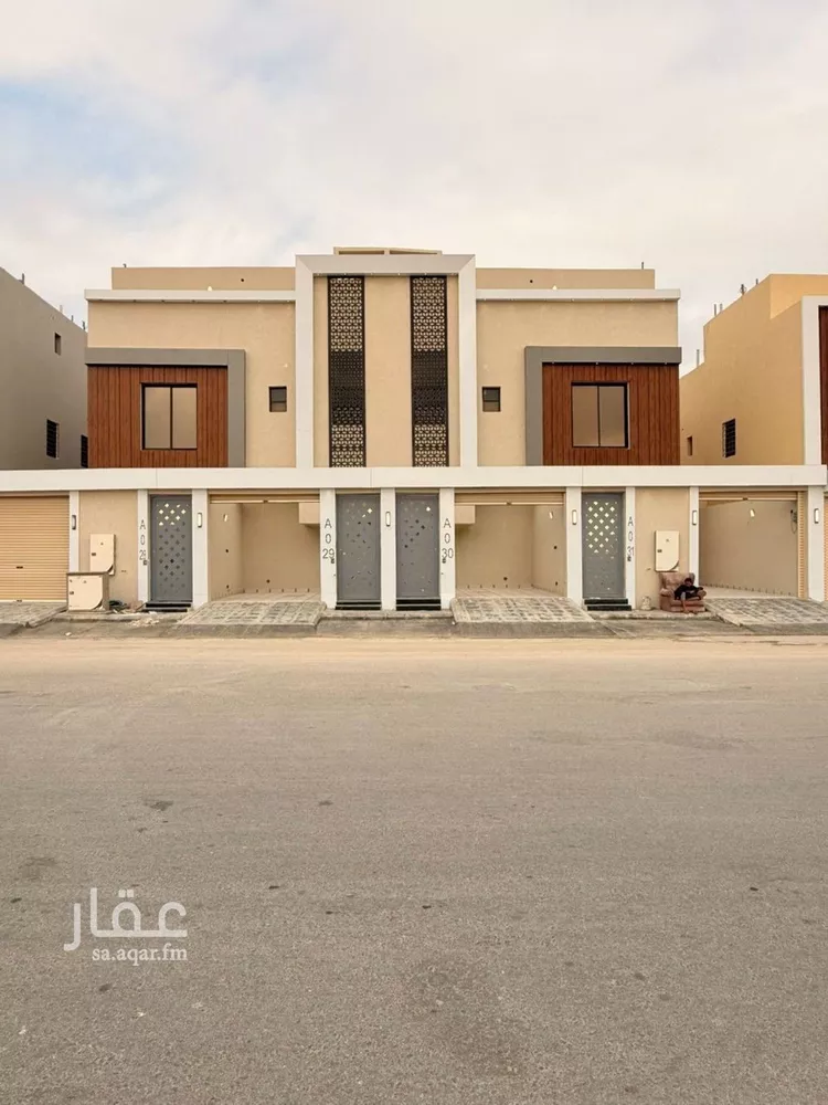 فيلا للبيع في شارع عبدالله بافقيه الحضرمي, حي عكاظ, مدينة الرياض, منطقة الرياض صورة 4