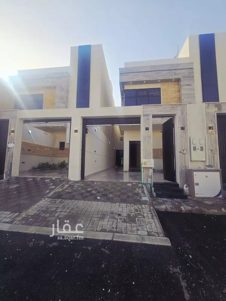 Floor for Sale in Riyadh Dhahrat Namar 18