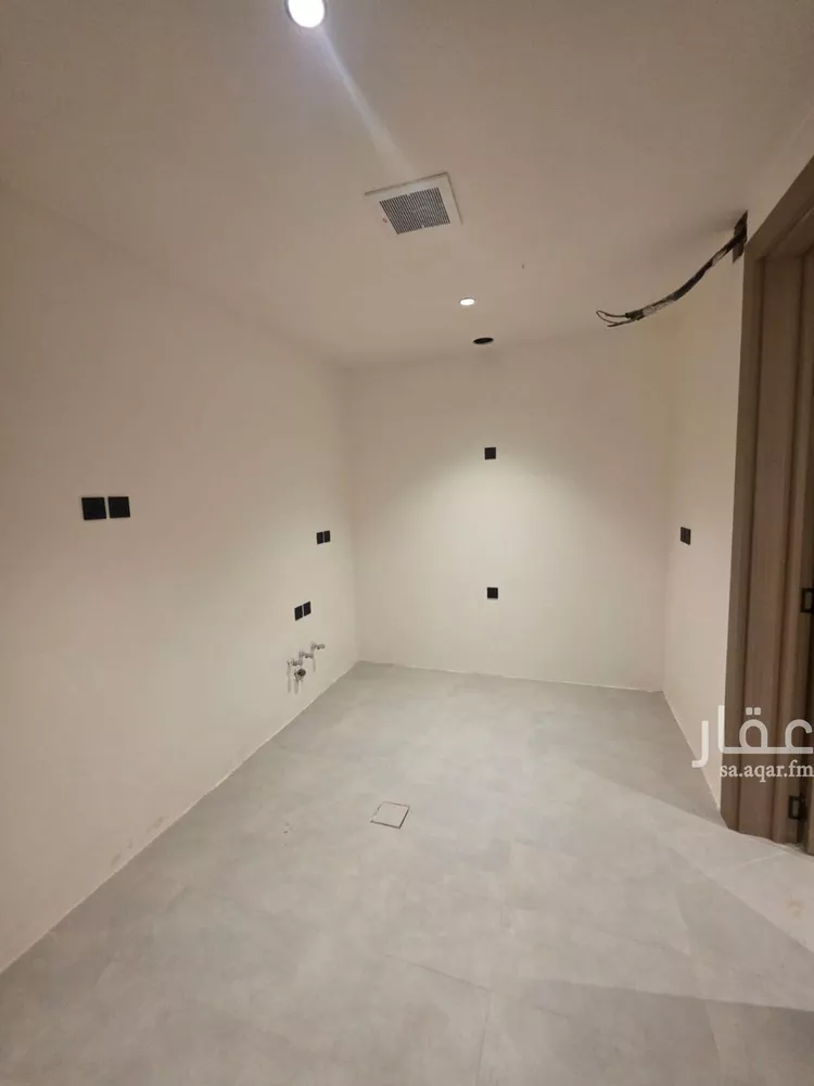 دور للبيع في شارع الزبداني, حي المعيزيلة, مدينة الرياض, منطقة الرياض صورة 3