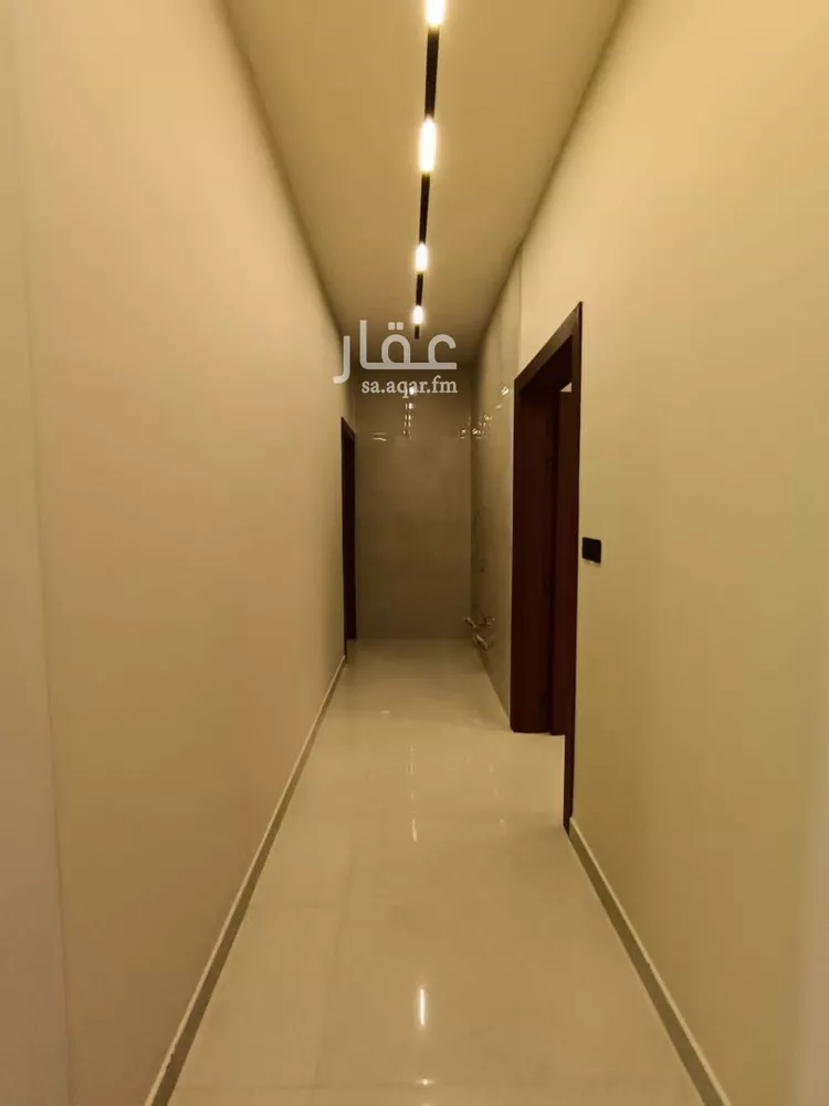 فيلا للبيع في شارع إبراهيم النحال, حي العوالي, مدينة الرياض, منطقة الرياض صورة 5
