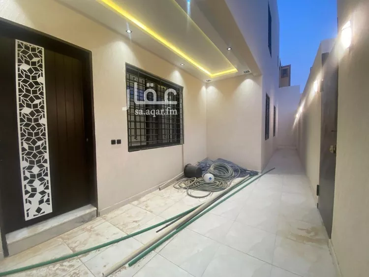 فيلا للبيع في شارع قلعة المرقب, حي الحزم, مدينة الرياض, منطقة الرياض صورة 3