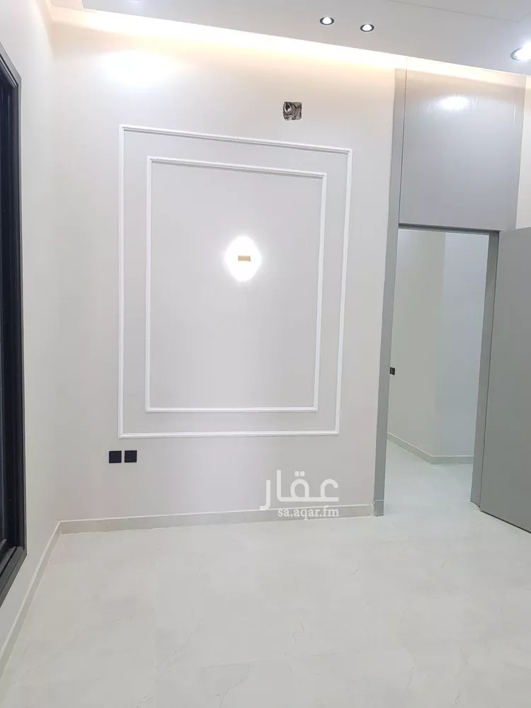 دور للبيع في شارع عبدالرحمن الأفريقي, حي العوالي, مدينة الرياض, منطقة الرياض 8