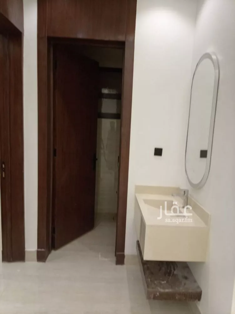 Floor for Sale in Riyadh Tuwaiq 9