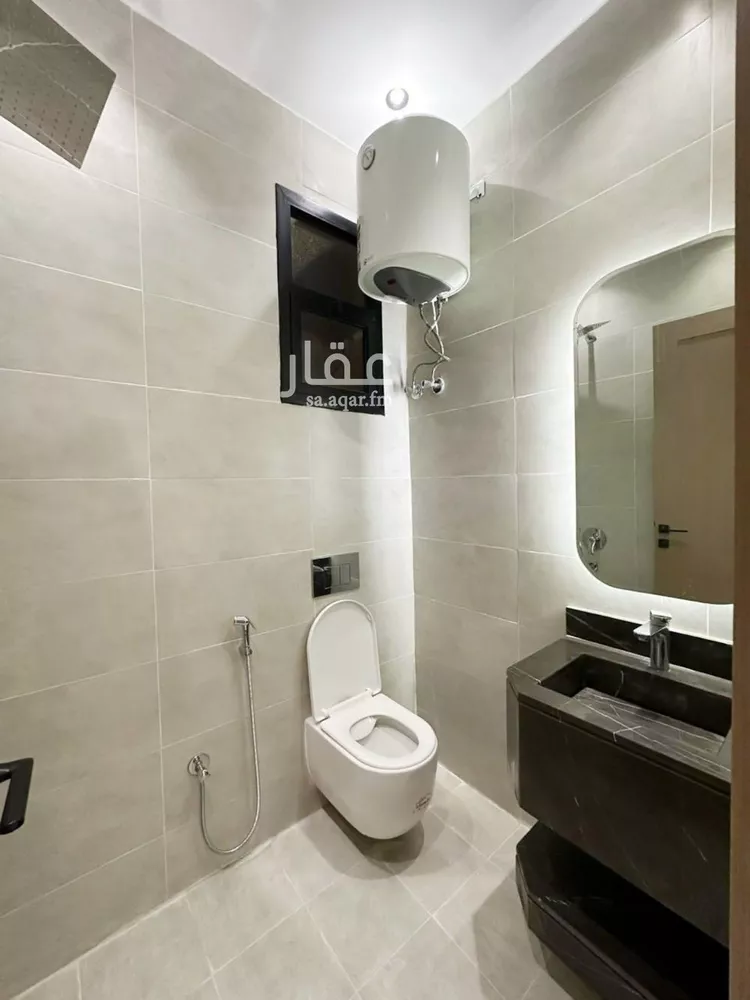 Floor for Sale in Riyadh Tuwaiq 9