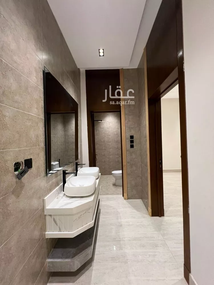 دور للبيع في شارع مالك بن أنس, حي طويق, مدينة الرياض, منطقة الرياض 8