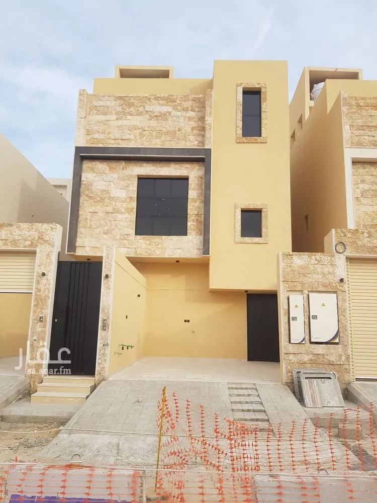 دور للبيع في شارع يزيد بن الأصم, حي طويق, مدينة الرياض, منطقة الرياض