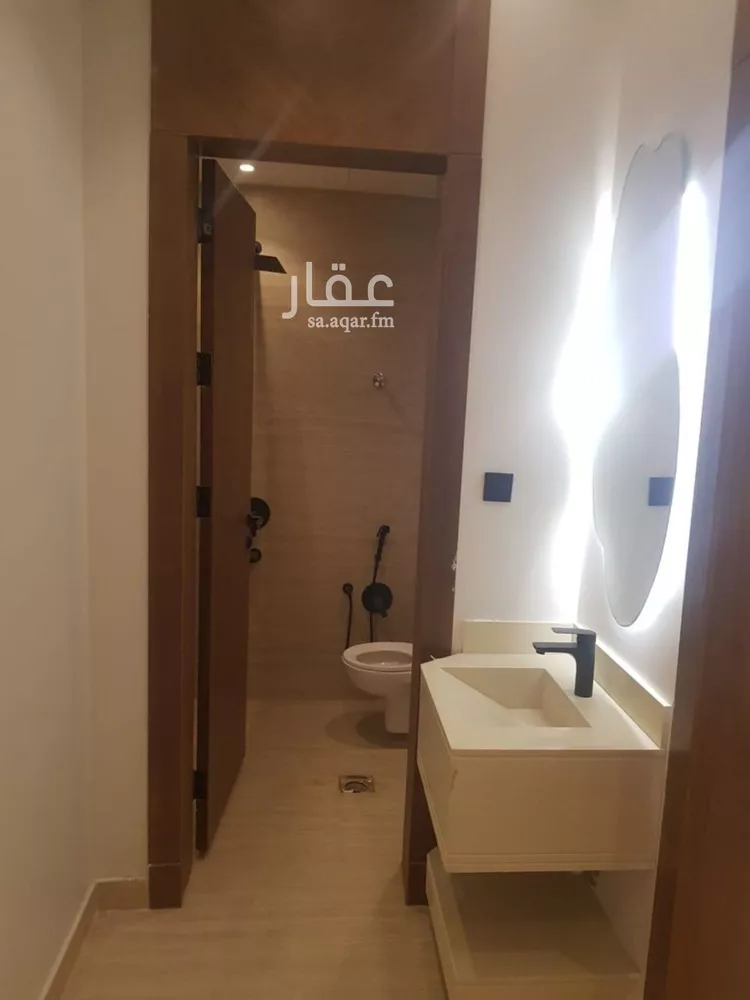 Floor for Sale in Riyadh Dhahrat Namar 9