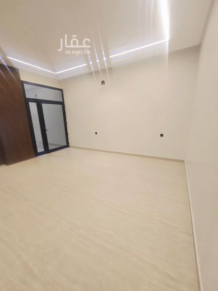 Floor for Sale in Riyadh Dhahrat Namar 15