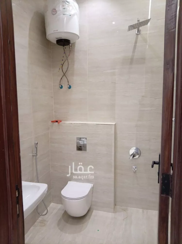 Floor for Sale in Riyadh Tuwaiq 7
