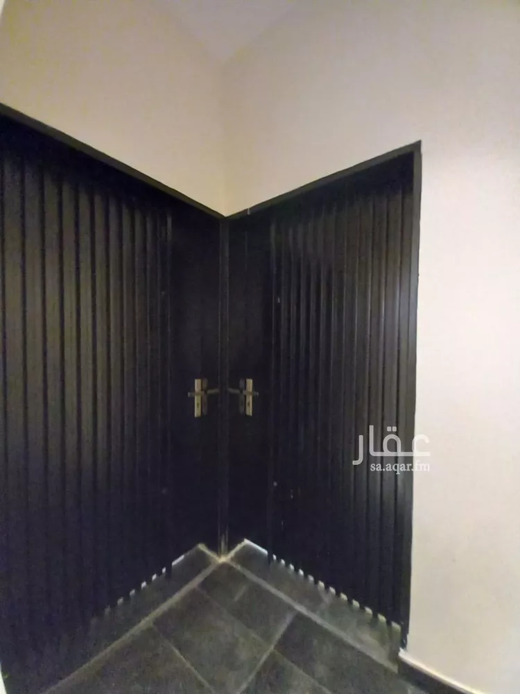 Floor for Sale in Al Muzahimiyah Al Ulaya صورة 2