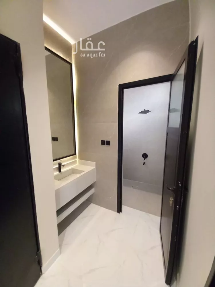 دور للبيع في شارع العباس ابن عبدالمطلب, حي نوارة, مدينة المزاحمية, منطقة الرياض 18