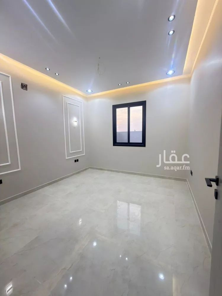 Floor for Sale in Riyadh Dhahrat Namar 18