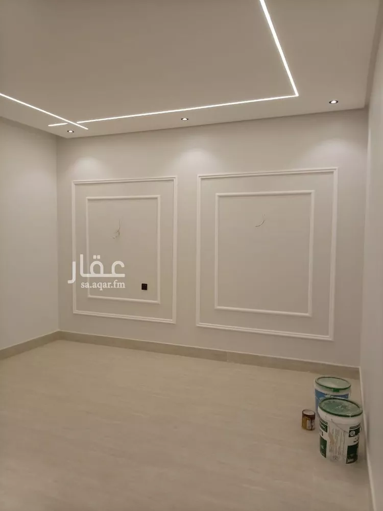 Floor for Sale in Riyadh Tuwaiq 14