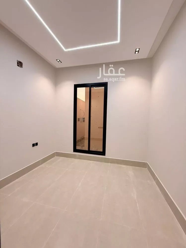 فيلا للبيع في شارع مودود أرسلان, حي العريجاء الغربي, مدينة الرياض, منطقة الرياض 9