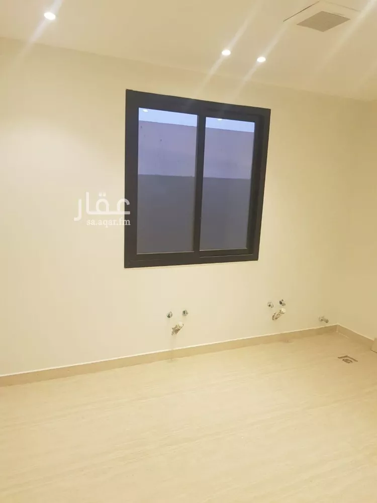 Floor for Sale in Riyadh Dhahrat Namar 8