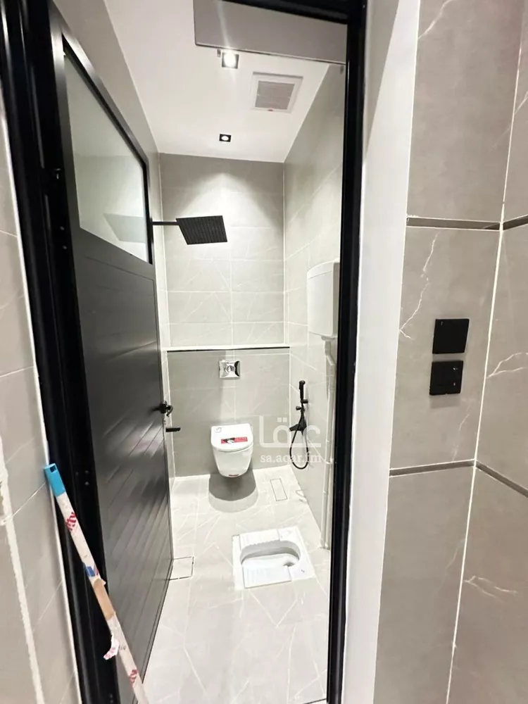 Floor for Sale in Al Muzahimiyah Tuwaiq 10