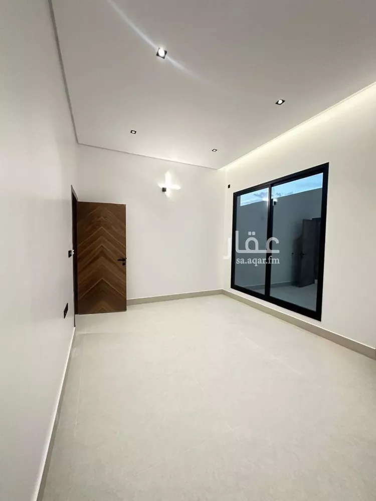 Floor for Sale in Al Muzahimiyah Tuwaiq 23