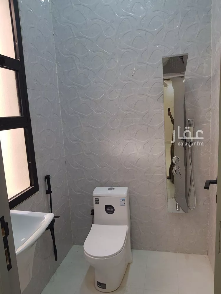 دور للبيع في شارع عبدالرحمن الأفريقي, حي العوالي, مدينة الرياض, منطقة الرياض 19