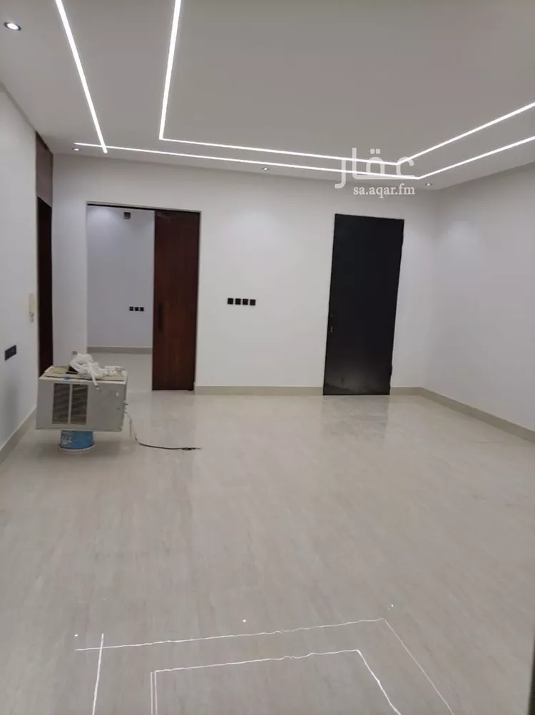 Floor for Sale in Riyadh Tuwaiq 11