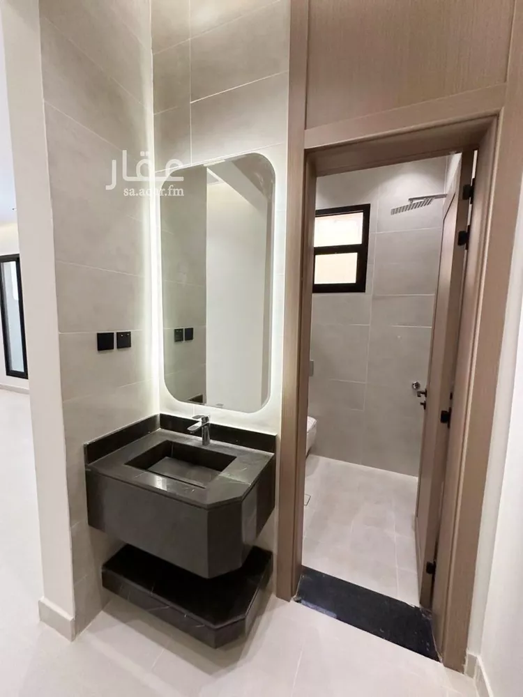 Floor for Sale in Riyadh Tuwaiq 27