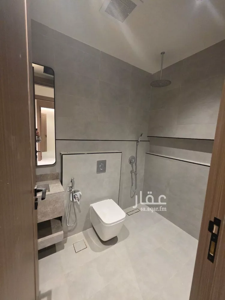 دور للبيع في شارع الزبداني, حي المعيزيلة, مدينة الرياض, منطقة الرياض صورة 4