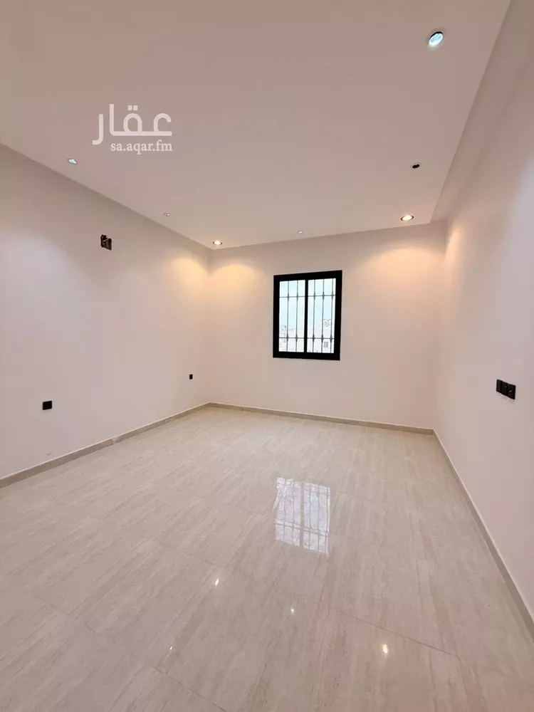 Villa for Sale in Riyadh Tuwaiq 6