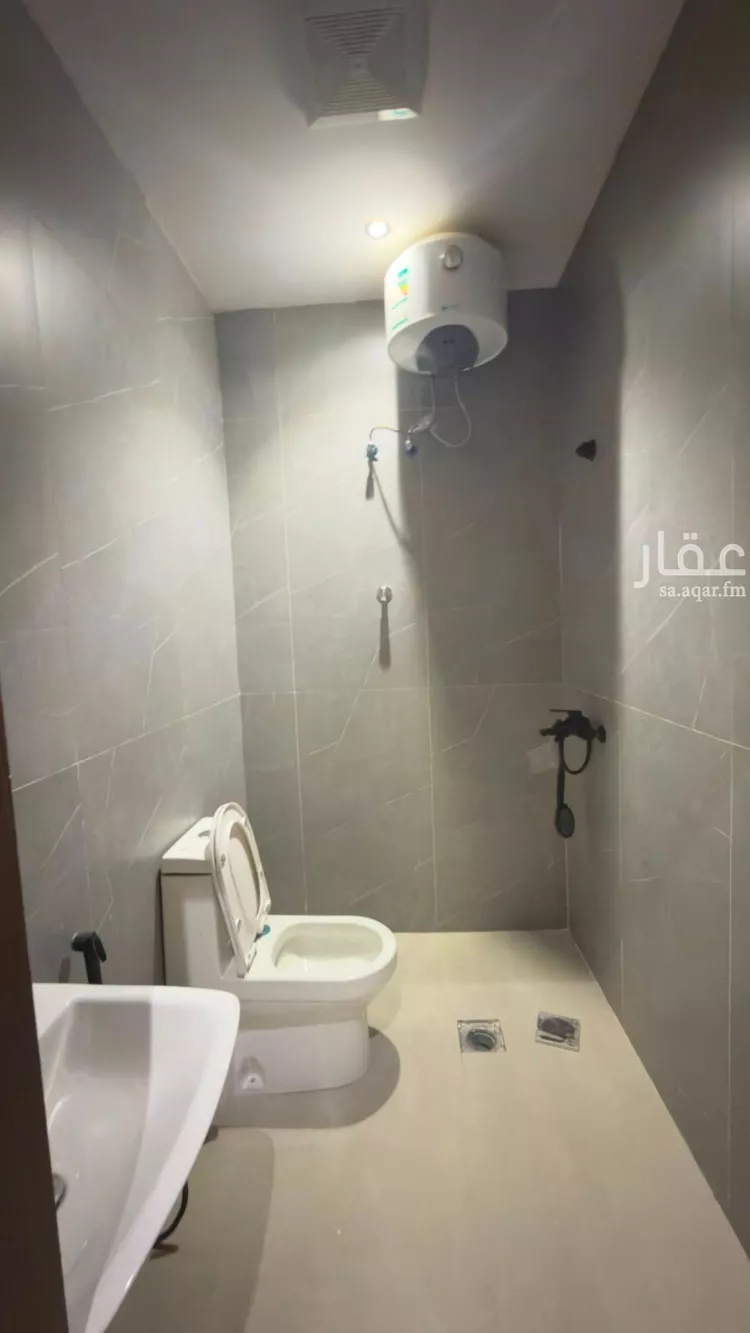 فيلا للبيع في شارع جمال الدين المصري, حي طويق, مدينة الرياض, منطقة الرياض 22