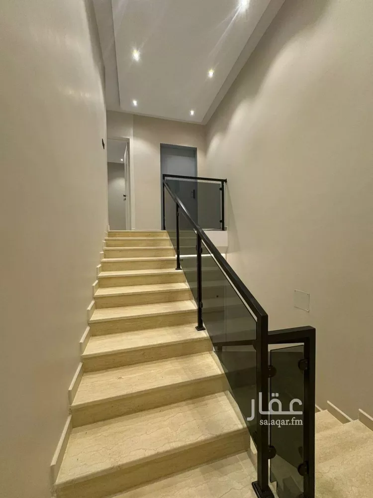 فيلا للبيع في شارع كفر سعد, حي العريجاء الغربي, مدينة الرياض, منطقة الرياض صورة 3