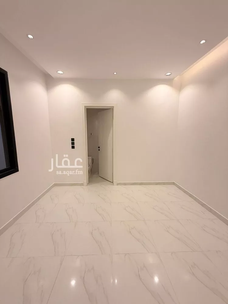 Floor for Sale in Riyadh Sultanah 12