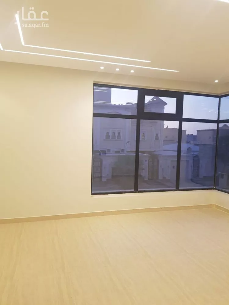 Floor for Sale in Riyadh Dhahrat Namar 12
