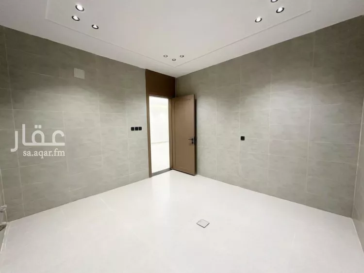 Floor for Sale in Riyadh Tuwaiq 11