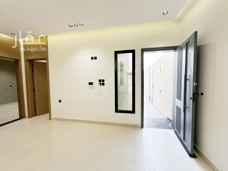 Floor for Sale in Riyadh Tuwaiq 19