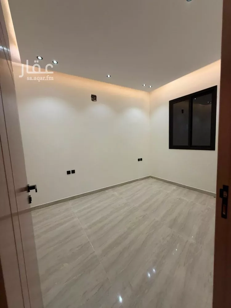 فيلا للبيع في شارع ابن خزرج, حي العريجاء الغربي, مدينة الرياض, منطقة الرياض 11