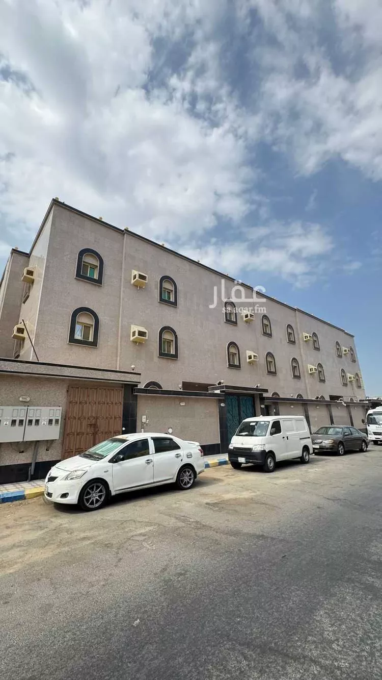 عمارة للبيع في شارع عبدالله ابن دهيش, حي السامر, مدينة جدة, منطقة مكة المكرمة صورة 4