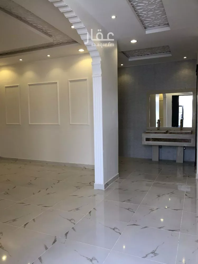 فيلا للبيع في شارع احمد بن سعد الاصبهاني, حي الرمال, مدينة الرياض, منطقة الرياض صورة 4