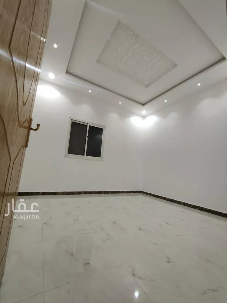 فيلا للبيع في شارع احمد بن سعد الاصبهاني, حي الرمال, مدينة الرياض, منطقة الرياض صورة 3